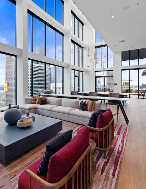 Community lounge at Ovation Apartments in Seattle, WA